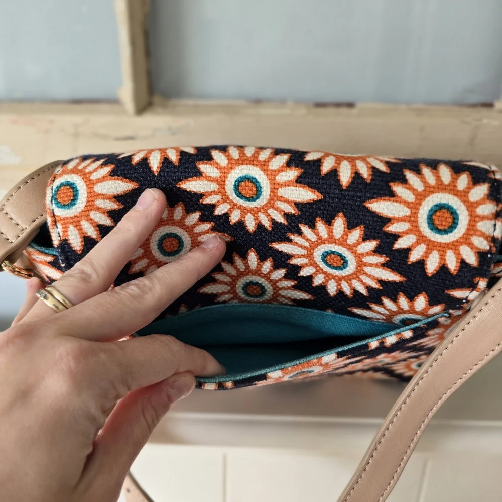 Tybee Savannah Hipster by Spartina 449 - Picture 6 of 6